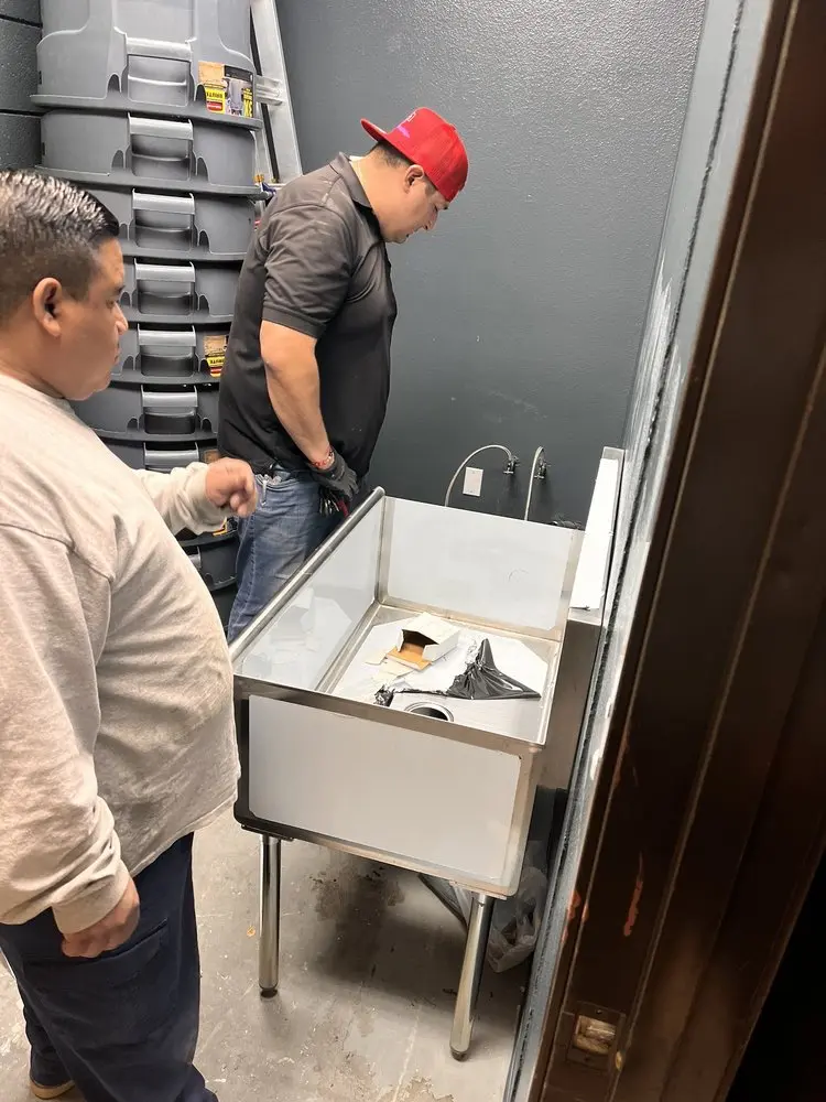 Commercial plumbing and sink installation in Alondra Park
